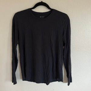 FIGS super soft long sleeved underscrubs